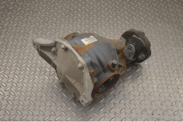 Rear differential Mercedes Benz Class C W205 A2053503603 2 47 2013 PRESENT Catalog number of the original A2053503603