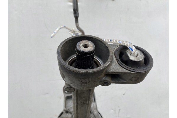 Front differential Jeep Cherokee IV Liberty KK 68019325AA 2011451 2008143 Car type passenger cars
