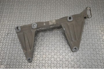 Rear bridge holder Mercedes Benz Vito W447 Van 2014 Part manufacturer Mercedes Benz OE
