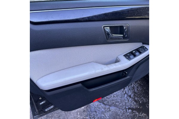 MERCEDES-BENZ CLASE E (BM 212) LIM. 220 CDI BlueEfficiency (212.002)