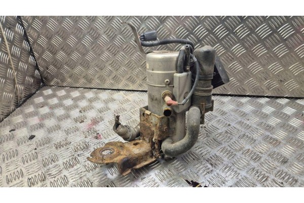 Webasto VOLVO XC70 CROSS COUNTRY 30645239 2 4L diesel 120kW 2003 Part manufacturer Volvo OE