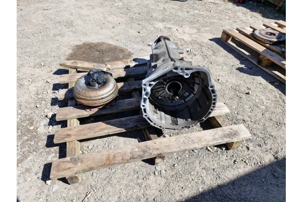 BMW f22 f23 f30 f31 f32 f33 f36 n20 gearbox automatic 8632479 Part manufacturer BMW OE