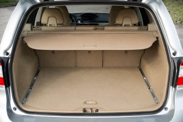 VOLVO V70 III 2007 2016 ROLLER SHUTTER BEIGE 39882851 Quality of parts according to GVO P replacement with original quality