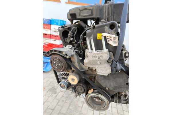 Gasoline engine FORD KA MK2 II 1 2 B 10r FIAT 500 Car type passenger cars