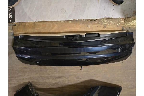 BMW X5 F15 BURT in inner cover Car type passenger cars