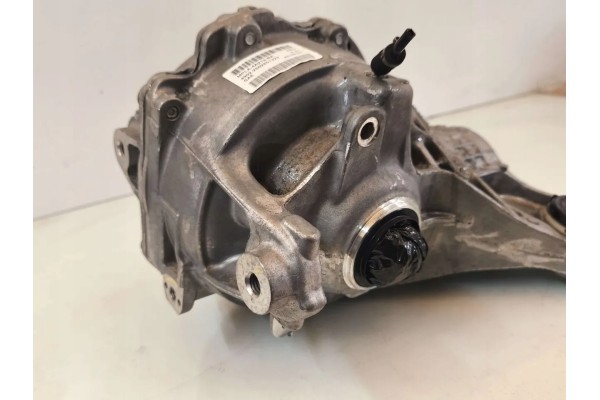 Land Rover Defender Rear Differential Mild Hybrid SUV Differential Installation side rear
