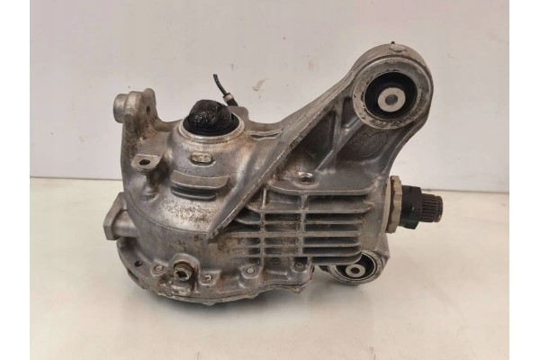 Land Rover Defender Rear Differential Mild Hybrid SUV Differential Version English