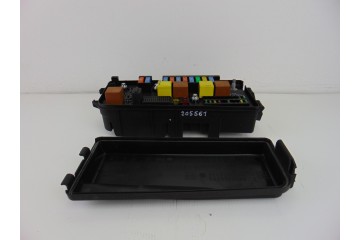 519072037  CAJA RELES / FUSIBLES SAAB 9-3 CABRIOLET 1.8 T Linear 2004 519072037 205561 SAAB - 1