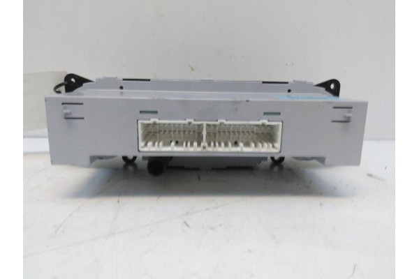 2011 KIA Ceed Air Conditioning Panel 972501H622EQ Part manufacturer Kia OE
