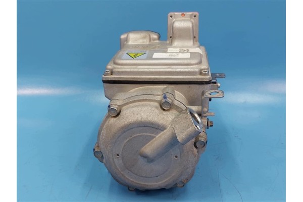 Air conditioning compressor Dacia Spring 926007596R T240670534 2020 Catalog number of the part 926007596R 31032