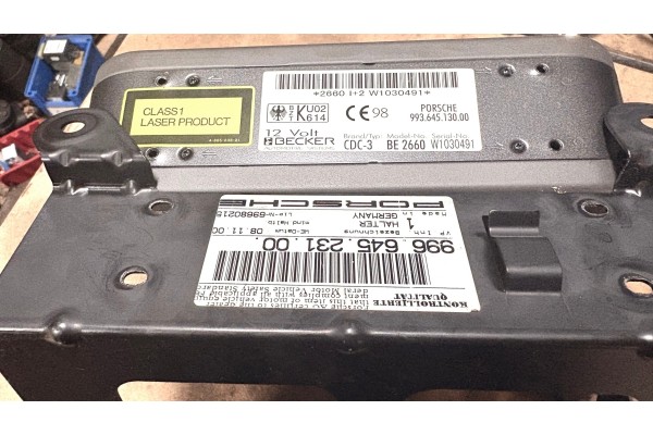PORSCHE 911 Boxster 99364513000 changer CD 99664523100 mount Car type passenger cars