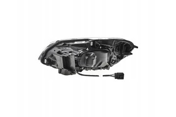 FRONT LAMP VOLVO XC60 2013 2017 31358110 Right Part manufacturer Valeo