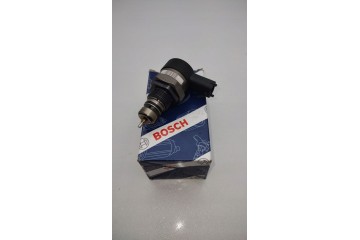 NEW ORIGINAL BOSCH 0281002626 FUEL PRESSURE SENSOR REGULATOR Part manufacturer Toyota OE