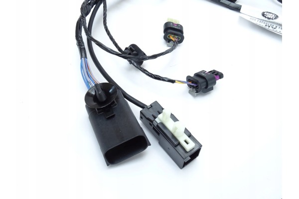 Original bumper beam 6xPDC 2xLED camera DISCOVERY 5 V L462 LR087136 Part manufacturer Land Rover OE