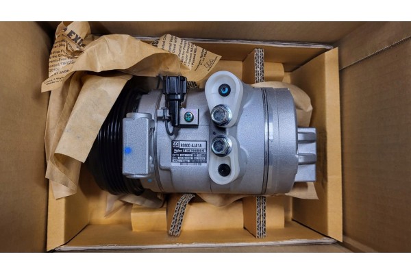 Compressor air conditioning compressor Renault Alaskan 2 3dCi 926004JA1A ORIGINAL Packaging status original