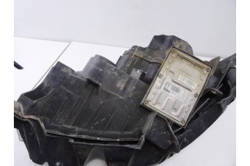 8200073226F  FARO DERECHO RENAULT MEGANE II BERLINA 5P Confort Authentique 2003 8200073226F 209399 RENAULT - 1