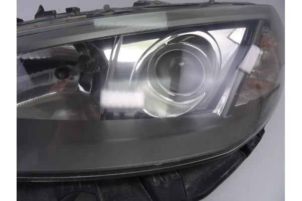 8200073224H  FARO IZQUIERDO RENAULT MEGANE II BERLINA 5P Confort Authentique 2003 8200073224H 209400 RENAULT - 4