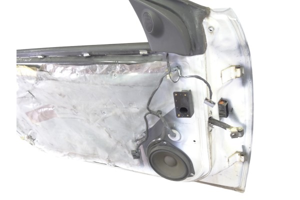 BLANCA PUERTA DELANTERA IZQUIERDA OPEL ASTRA H TWIN TOP Cosmo 2008 BLANCA 210995 OPEL - 2