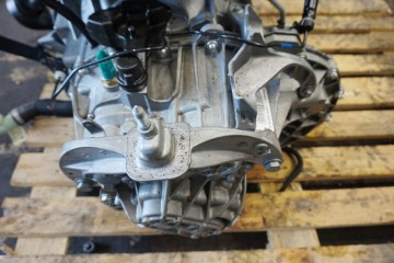 PRIMASTAR TRAFIC IV VIVARO PF6082 GEARBOX 320105040R 2 0DCI 4KM Part manufacturer Renault OE