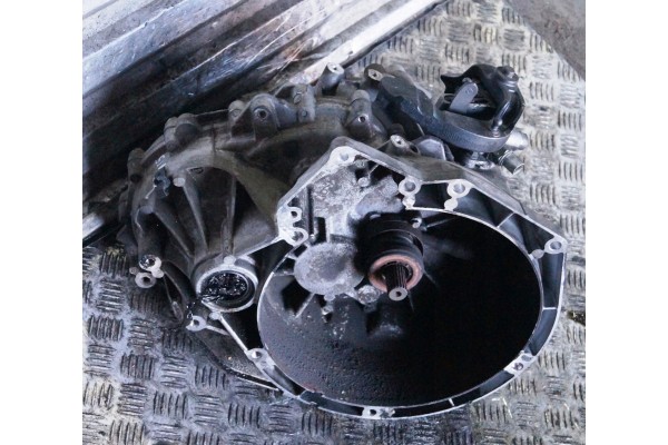 GEARBOX FORD C MAX MK2 1 6 TDCI 8V 115KM AV6R7002HF 2011 Car type passenger cars
