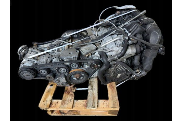 Mercedes 640940 2 0 diesel silnik kompletny z penym osprzetem gotowy Engine type diesel
