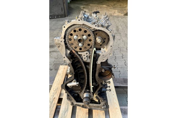 ENGINE POST RENAULT MASTER MOVANO 2 3 DCI M9T880 EURO5 Car type cargo vans passenger cars