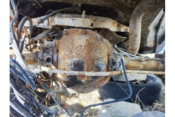 Jeep Grand Cherokee WJ 2 7 crd 3 55 bridge FRONT Differ low mileage Catalog number of the part Jeep Grand Cherokee WJ 2 7 crd 3 