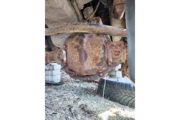 Jeep Grand Cherokee WJ 2 7 crd 3 55 bridge FRONT Differ low mileage Part manufacturer Jeep OE