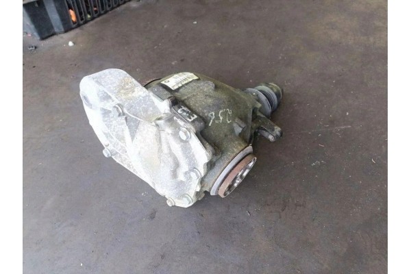 Rear reducer BMW 3 E90 7570280 3 5L 2011 Part manufacturer BMW OE