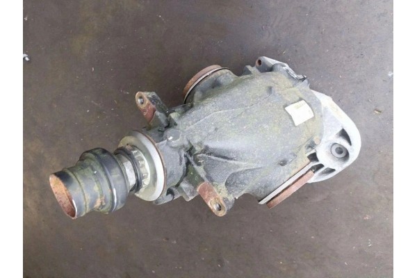Rear reducer BMW 3 E90 7570280 3 5L 2011 Catalog number of the part 7570280