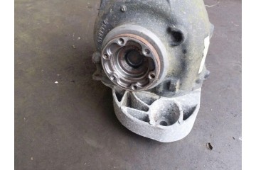 Rear reducer BMW 3 E90 7570280 3 5L 2011 Catalog number of substitutes 9011030101050009 EAA79W256