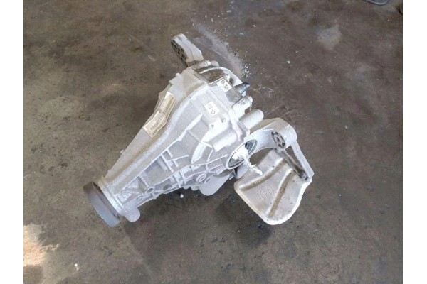 Rear reducer PORSCHE MACAN 95B P1658170734 3 0L diesel 190kW 2016