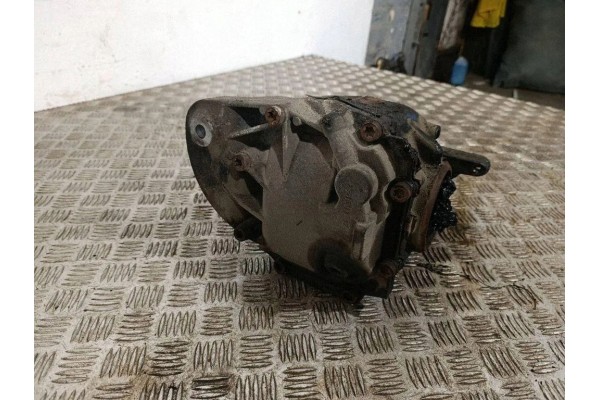 Rear reducer BMW X5 F15 F85 763699202 2 98L gasoline 225kW 2017 Part manufacturer BMW OE