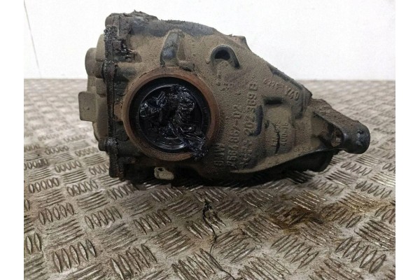 Rear reducer BMW X5 F15 F85 763699202 2 98L gasoline 225kW 2017 Catalog number of the part 763699202