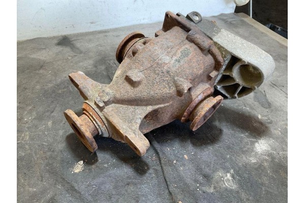 Rear reducer BMW 3 Convertible E93 514992 2 0L diesel 135kW 2011 Car type passenger cars