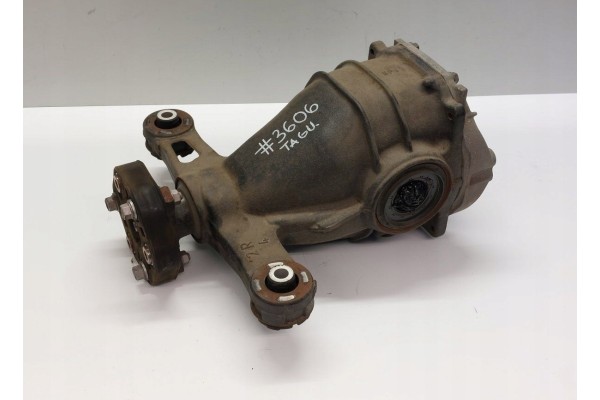 Rear axle differential LEXUS IS III XE30 2013 4111053310