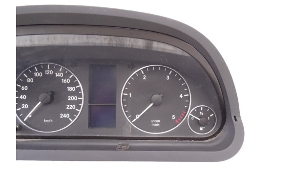A1695401947 CUADRO INSTRUMENTOS MERCEDES-BENZ CLASE A (BM 169)