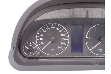 A1695401947 CUADRO INSTRUMENTOS MERCEDES-BENZ CLASE A (BM 169)