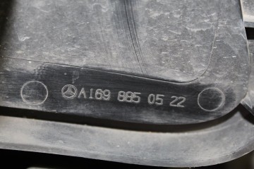 NEGRO PARAGOLPES DELANTERO MERCEDES-BENZ CLASE A (BM 169)