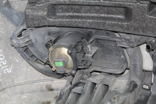 NEGRO PARAGOLPES DELANTERO MERCEDES-BENZ CLASE A (BM 169)