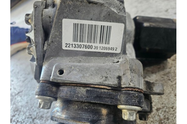 Mercedes w205 c class front reducer A2213310000 4matic Packaging status replacement