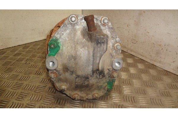Rear differential Mercedes CLK C209 2002 2010 2103513308G Part manufacturer Mercedes Benz OE