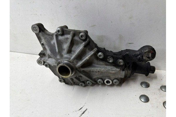Front reducer JAGUAR XE X760 HX733017CD 2 0L diesel 132kW 2016