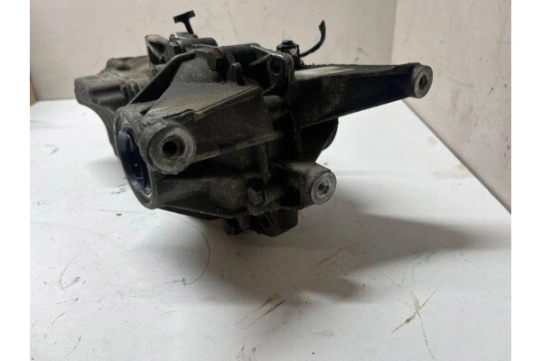 Rear reducer BMW 8600941 2 0L gasoline 141kW 2021 Catalog number of the original 8600941