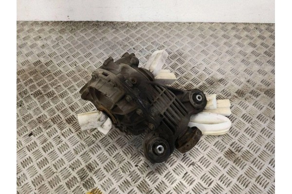 Rear reducer JAGUAR F PACE X761 HK834A213HA 2 99L diesel 221kW 2016 Catalog number of substitutes 23251609093185