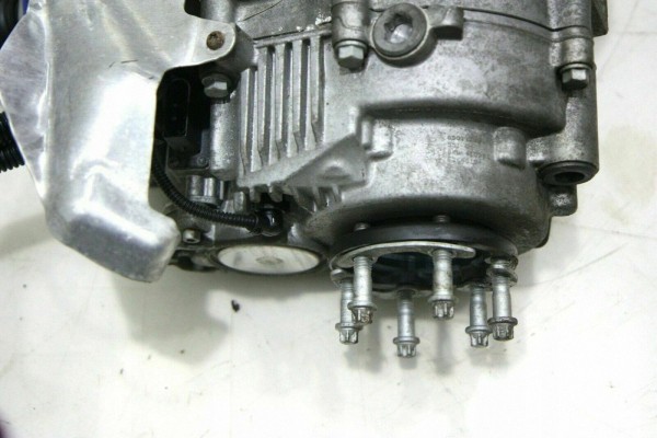 Rear differential BMW X6 F16 33107595261 Catalog number of the original 7595261