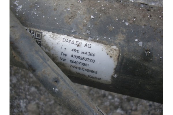 MERCEDES SPRINTER W906 VW CRAFTER BRIDGE REAR 48 11 LARGE HEAD A9063502100 Part manufacturer Mercedes Benz OE