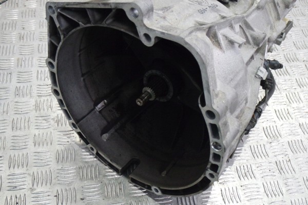 GEARBOX BMW F10 F11 2 8I MANUAL GS617EG NR16 Catalog number of the part SKRZYNIA BIEGOW BMW F10 F11 2 8I MANUAL GS617EG NR16