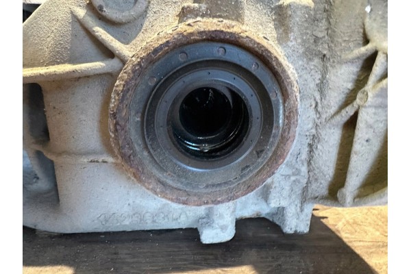 2006 BMW X5 E53 Rear differential 07512662 Catalog number of substitutes 902090362110009