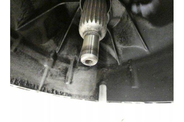 BMW E90 2 0si E85 GEARBOX 6 MANUAL GS6 17BG TCBH Engine type gasoline